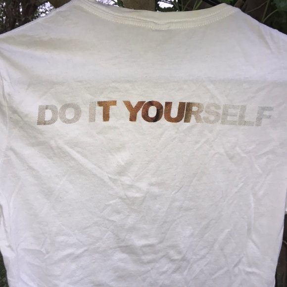 Used Married to the Mob "DIY" Tee - Picture 3 of 7